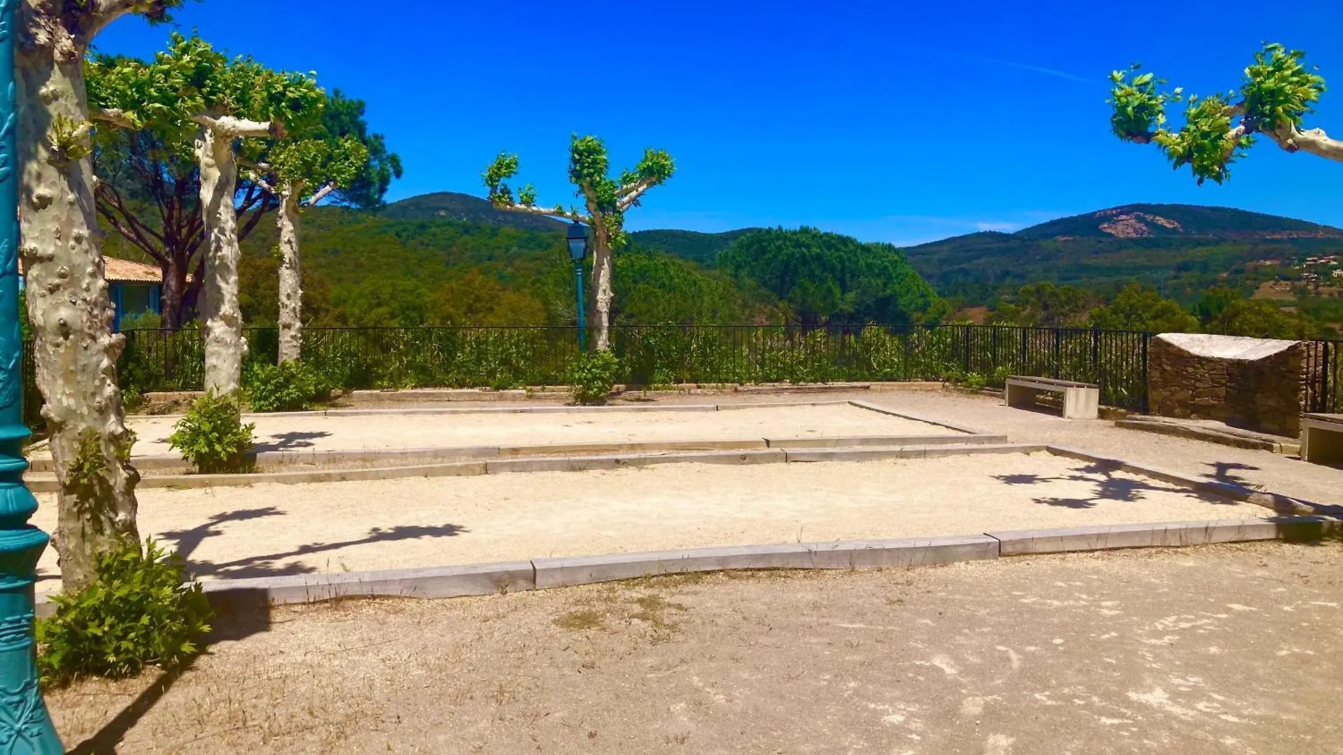 Les Restanques Vue Mer Bastide Rez Jardin 3021 Grimaud Apartment