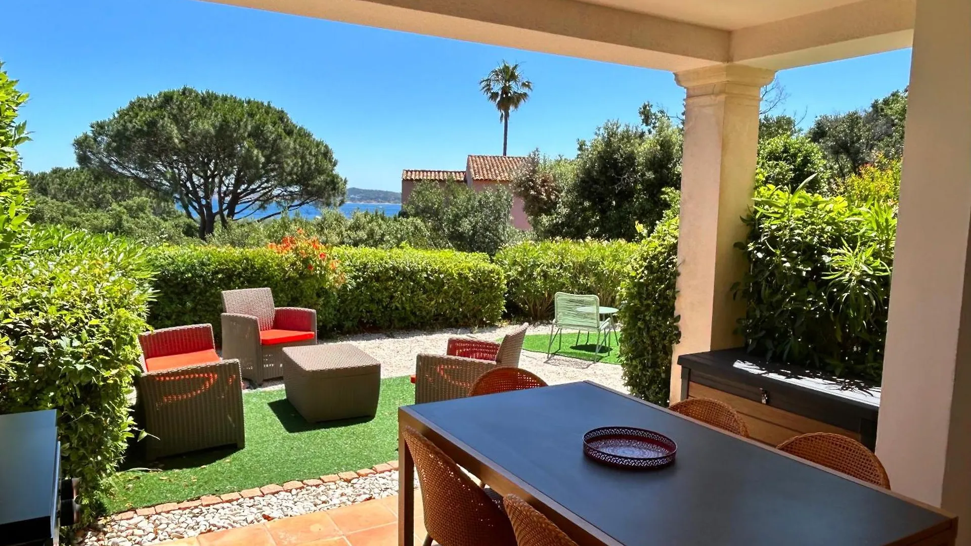 Les Restanques Vue Mer Bastide Rez Jardin 3021 Grimaud