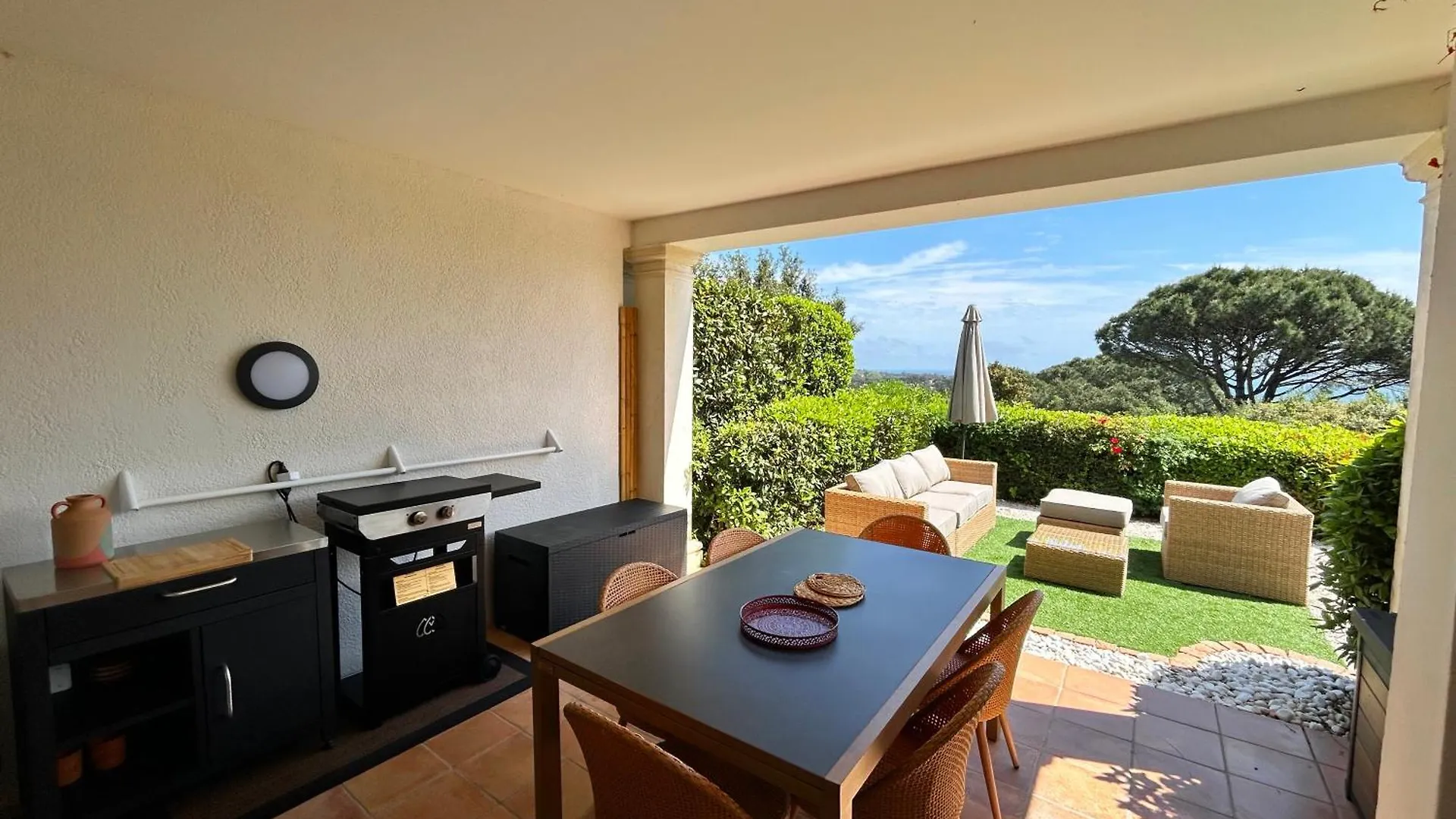 Les Restanques Vue Mer Bastide Rez Jardin 3021 Grimaud